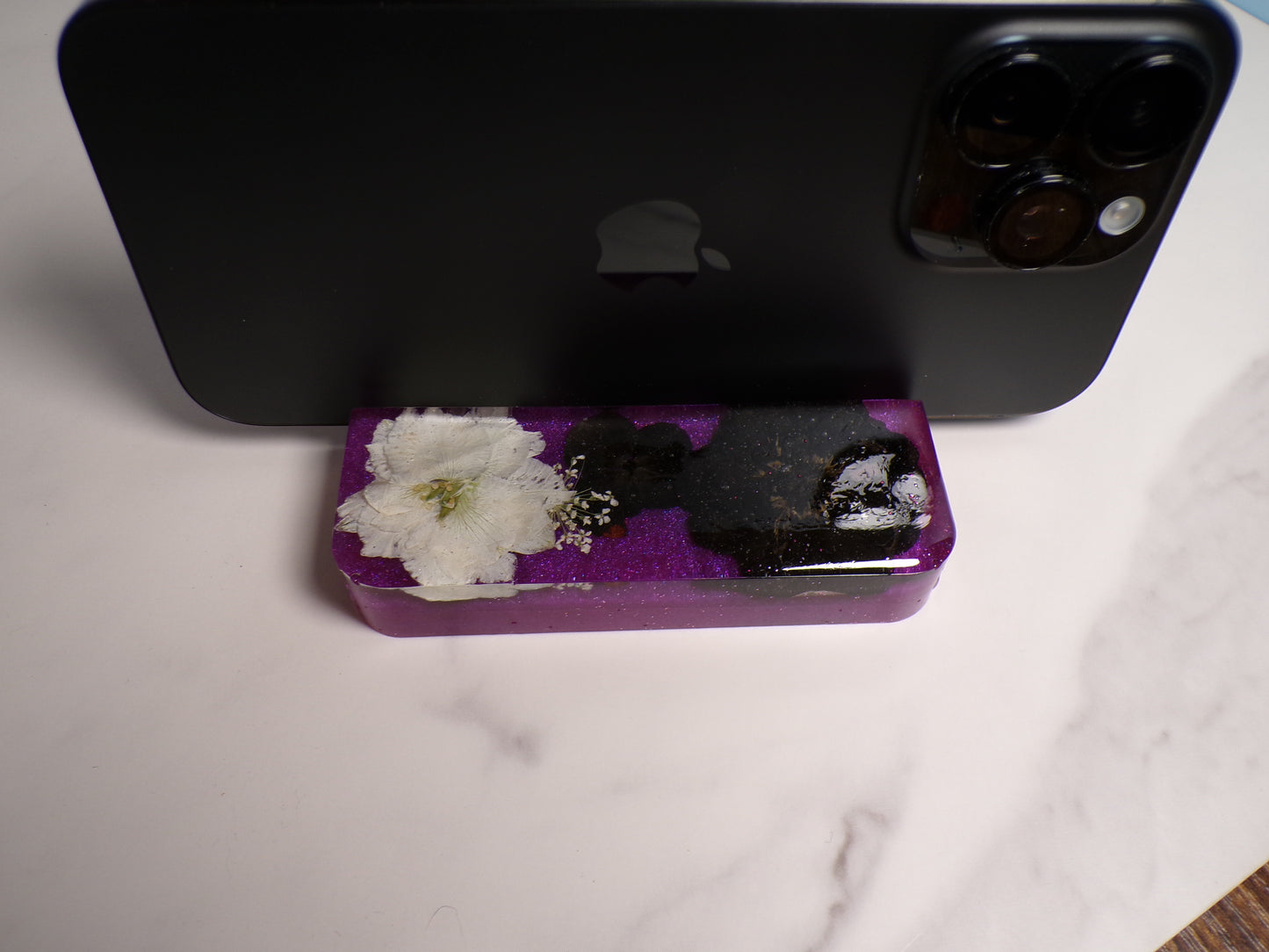 PURPLE FLORAL PHONE STND