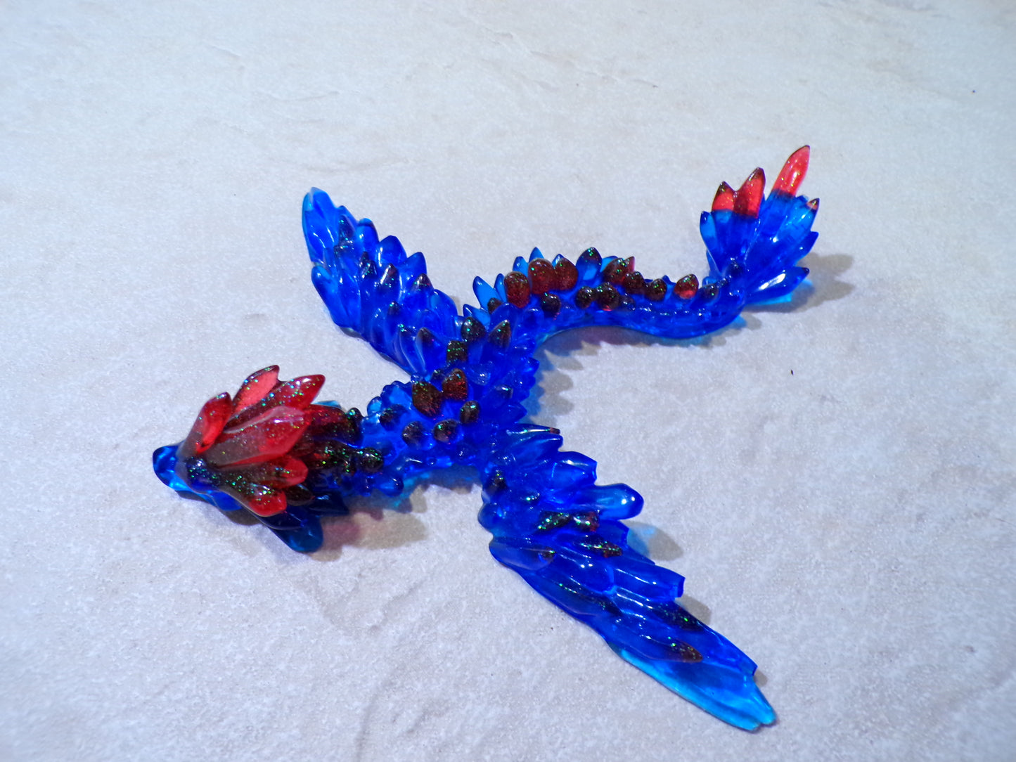 FLYING DRAGON W/ EYELETS TO HANG BLUERrED HEAD