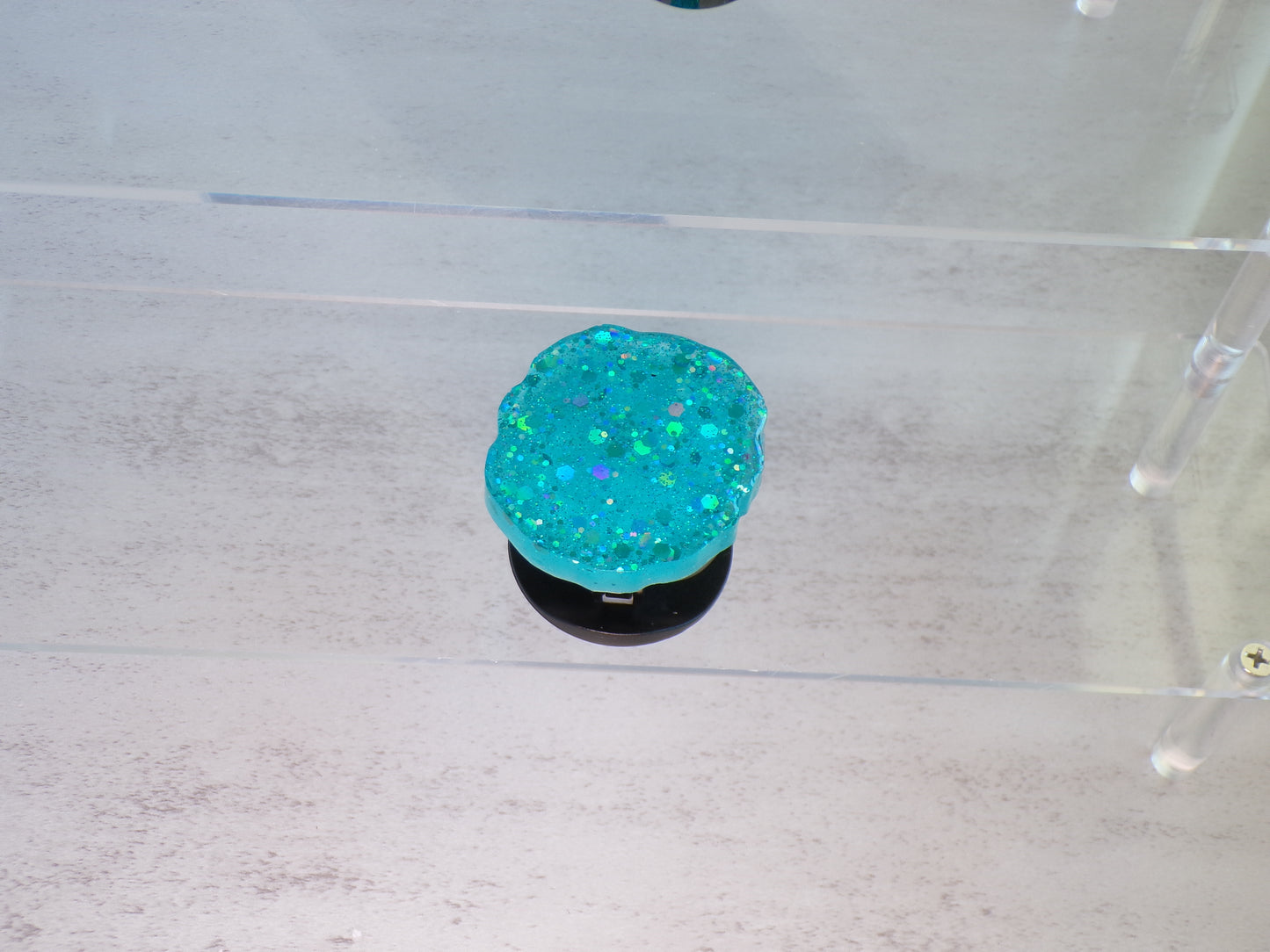 Clear Water Popsocket