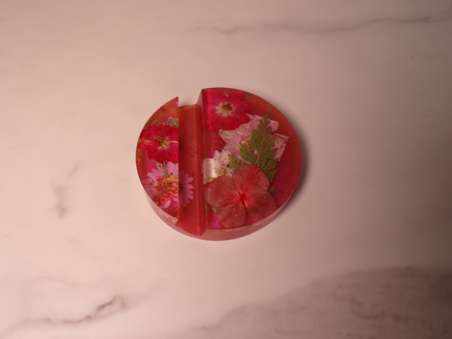 RED FLORAL PHONE STAND