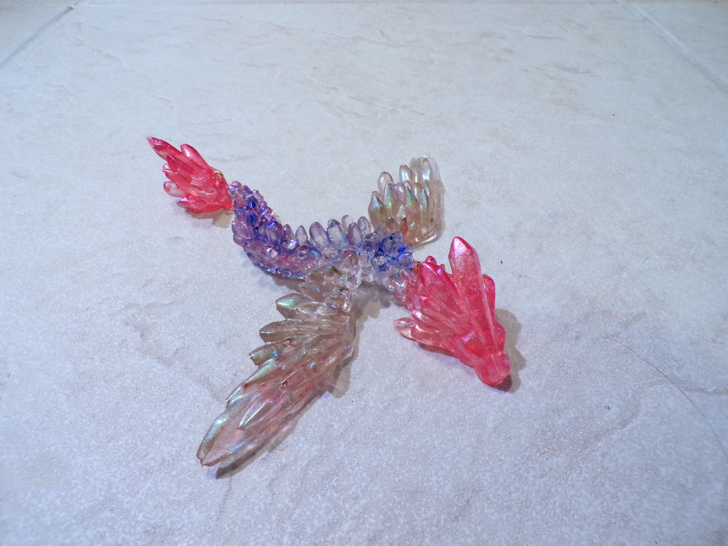 FLYING DRAGON WITH HARDWARE TO HANG