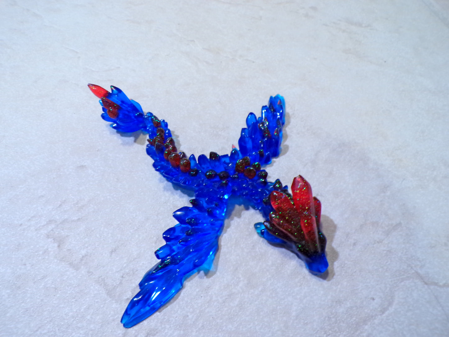FLYING DRAGON W/ EYELETS TO HANG BLUERrED HEAD